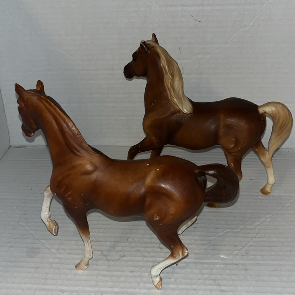 Lot 2 Classic Chestnut chalky Mare Vintage Breyer Horse toy figure brown - USA - Picture 3 of 6